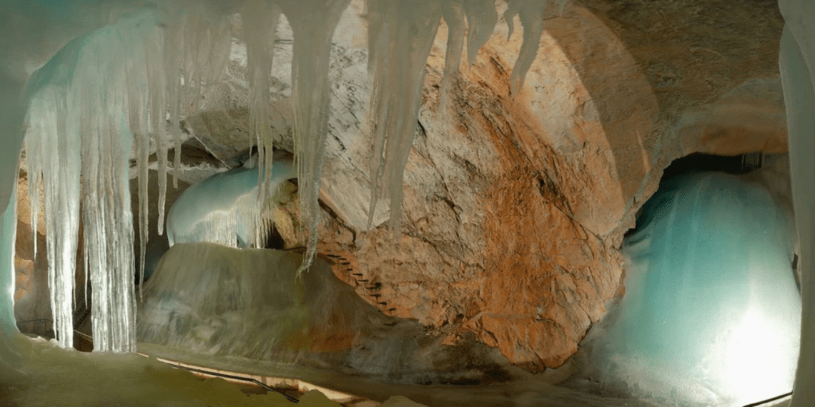 Ultimate Guide_ Eisriesenwelt Cave Times & Tips!