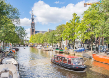 Amsterdam Canal Cruise Tours_ Explore the City by Water