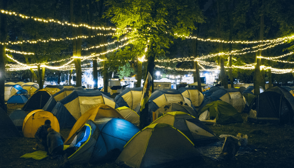 Camping Experiences_ Living the Festival Life