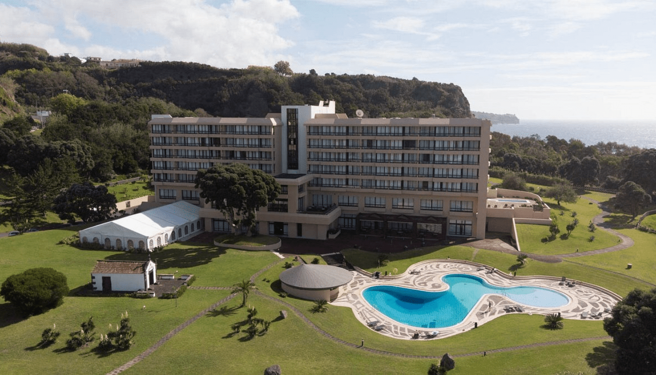 Defining Azorean Luxury_ Upscale Accommodations Unveiled