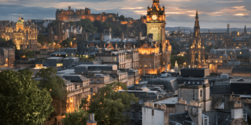 Discover Edinburgh_ Your Ultimate City Guide