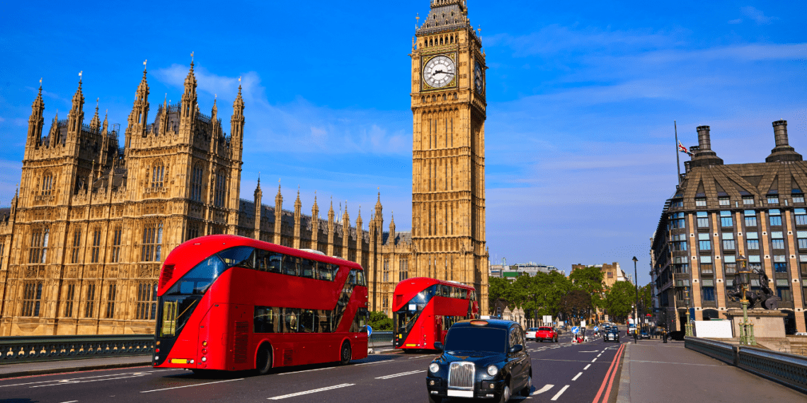 Discover UK’s Historic Landmarks_ A Journey in Time