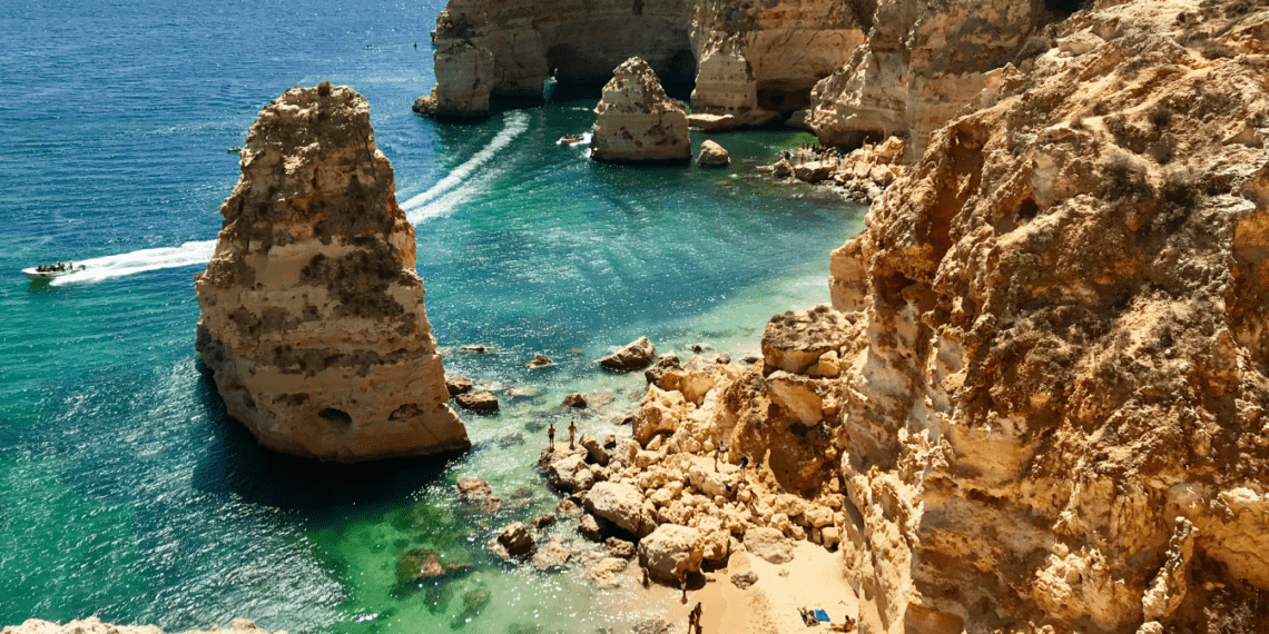 Discover the Top Beaches in the Algarve