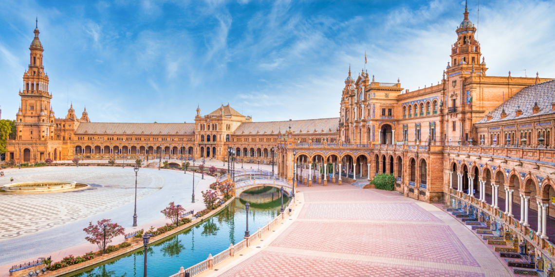 Essential Tips for Traveling in Spain