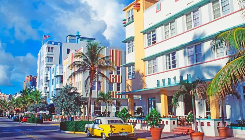 Experience Miami Beach's Art Deco District