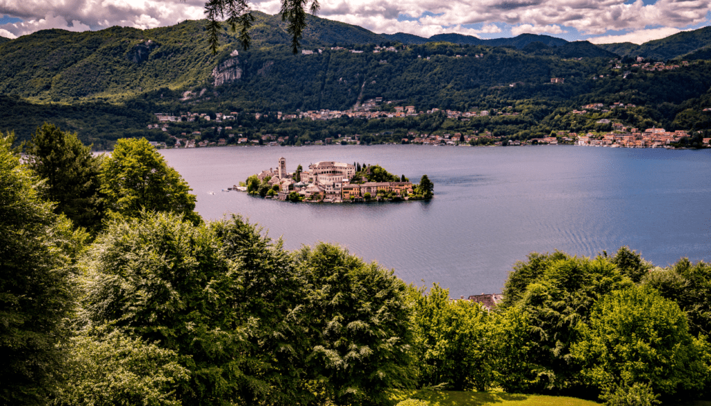 Isola San Giulio, Lake Orta