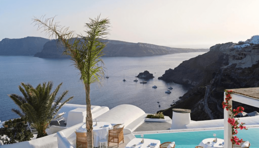 Katikies Santorini_ Luxurious Infinity Pools and Panoramic Views