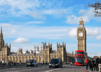 Plan Your UK Trip_ Essential Travel Guide