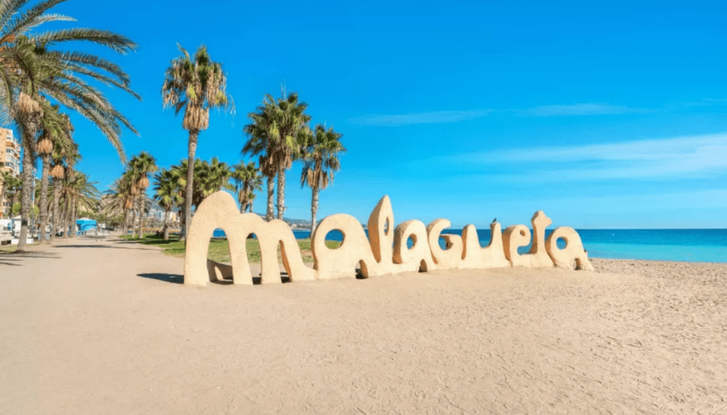 Playa de la Malagueta – Stunning Views and Amenities in Malaga