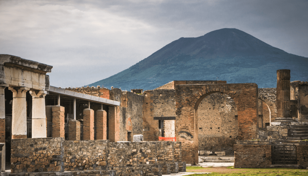 Pompeii_ An Ancient City Frozen in Time