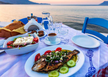 Taste the Flavors of Traditional Greek Cuisine Dishes