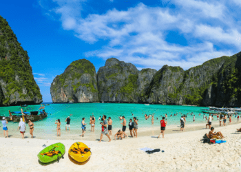 Thailand’s Amazing Island Hopping Spots-Featured