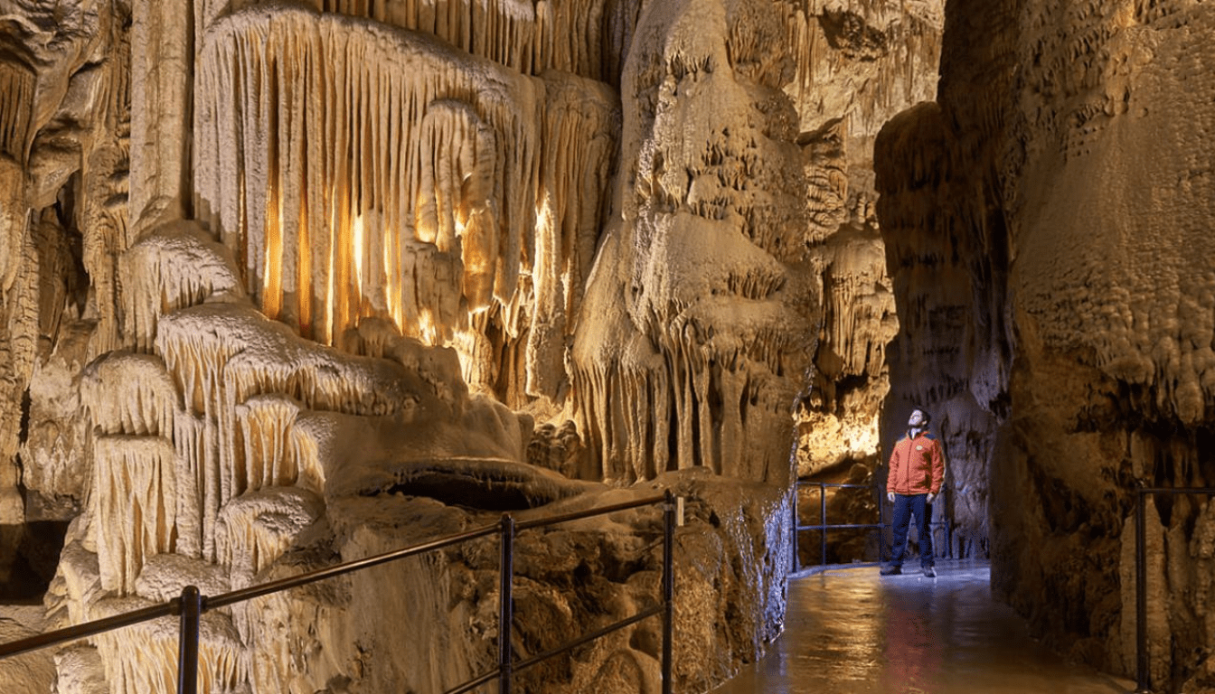 Postojna Cave, Slovenia 2