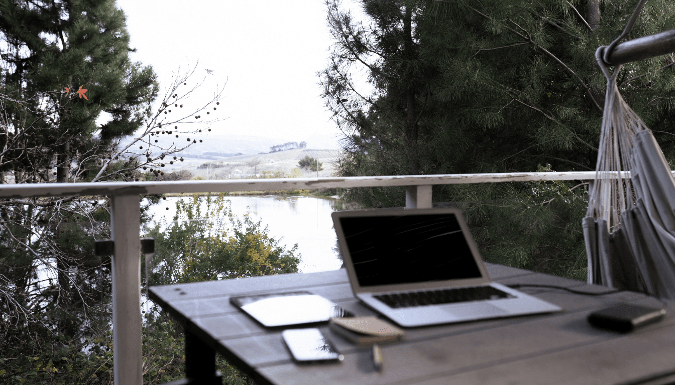 A Typical Day in the Life of a Digital Nomad